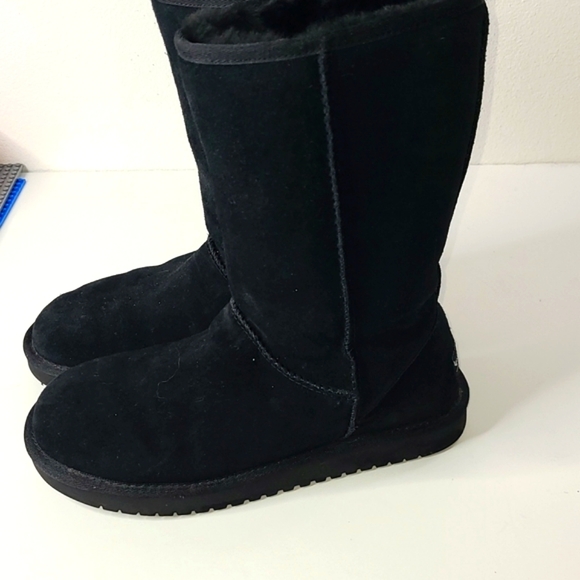Koolaburra Shoes - Koolaburra by UGG Fur lined boots